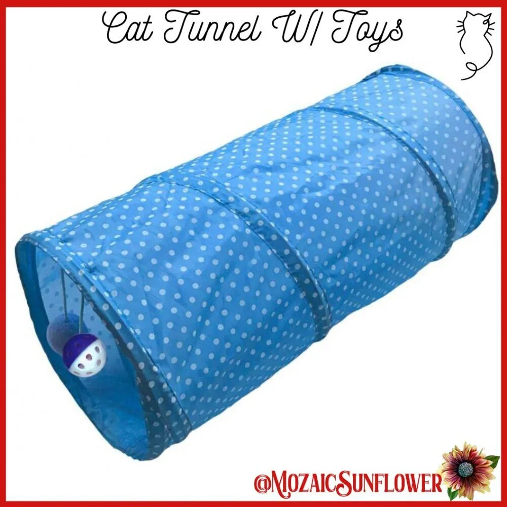 NWOT Adorable Nylon Blue White Polka Dot Foldable Tunnel With Attached Balls